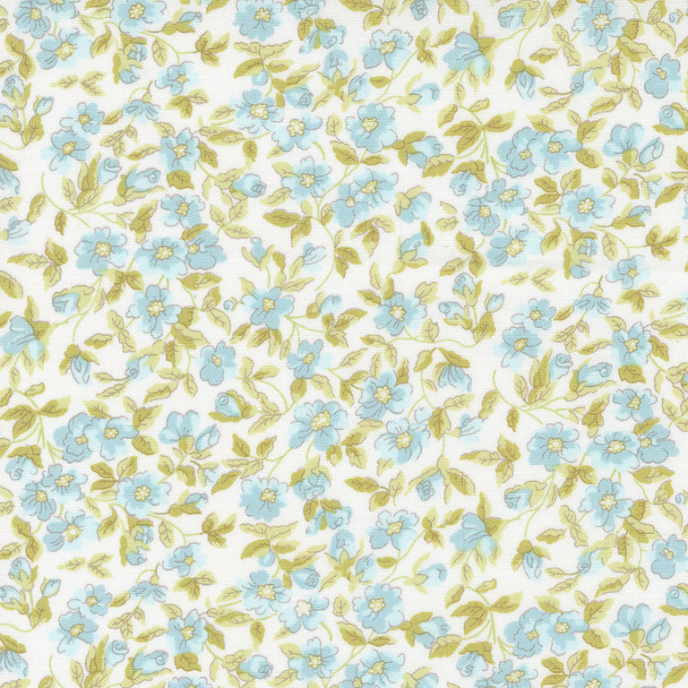 The Shores Fat Quarter