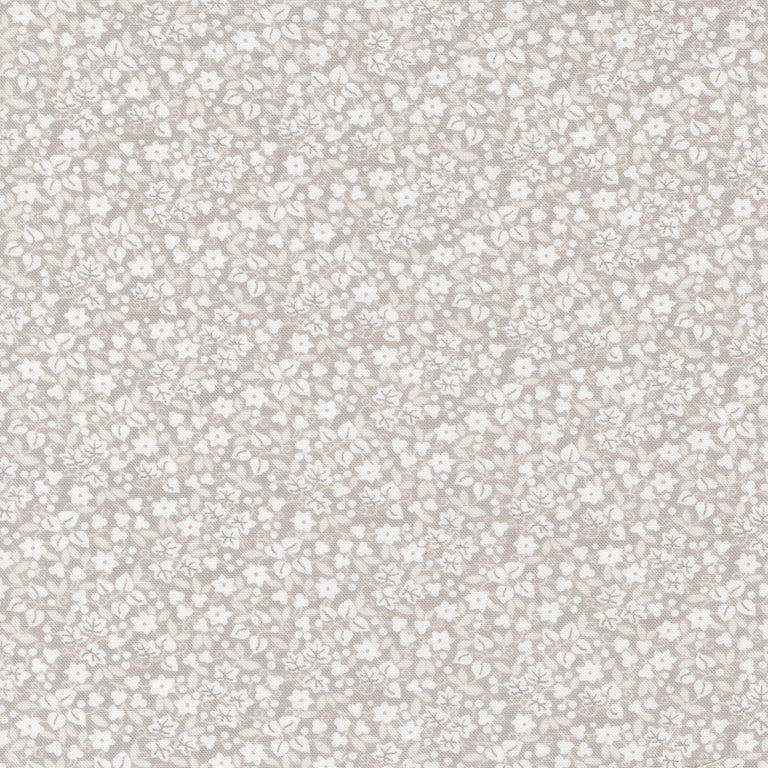 The Shores Fat Quarter