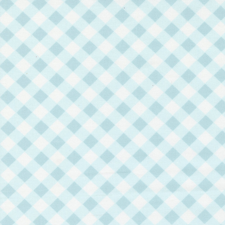 The Shores Fat Quarter